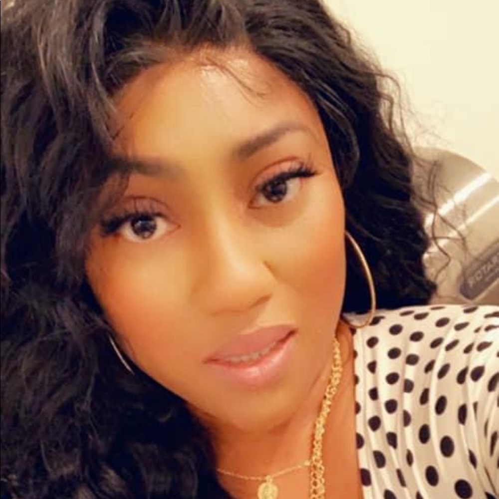 Meet your Posher, Sylvia